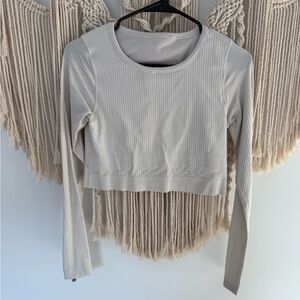 lululemon athletica Long Sleeve Fitted Crop